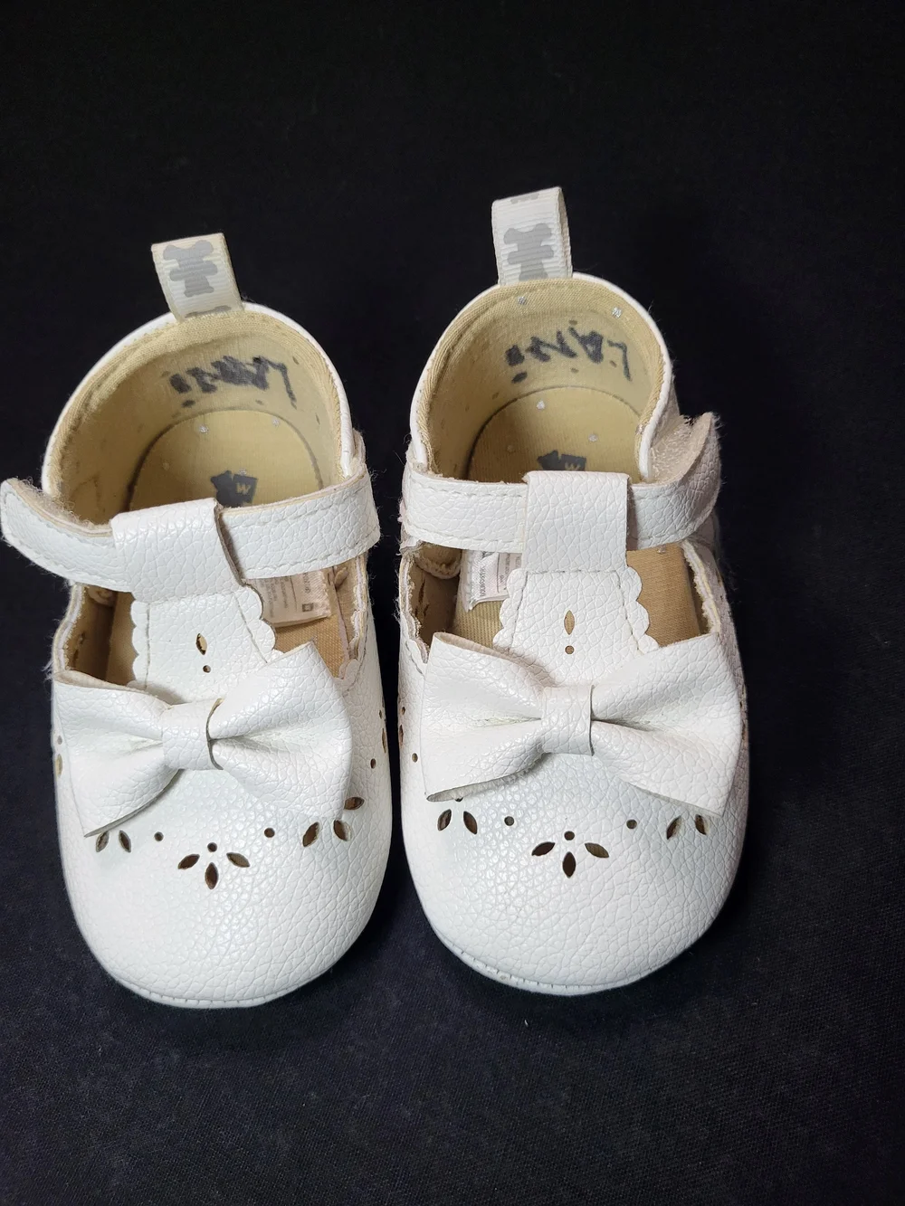 White Baby Mary Jane Bow Shoes with Hook-and-Loop Strap